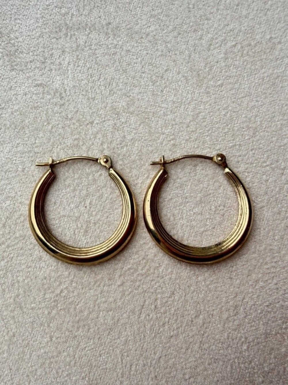 Vintage Signed JCM 14K Yellow Gold Hoop Earrings